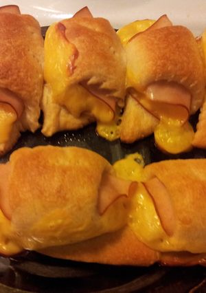 A picture of Easy roll up snacks.