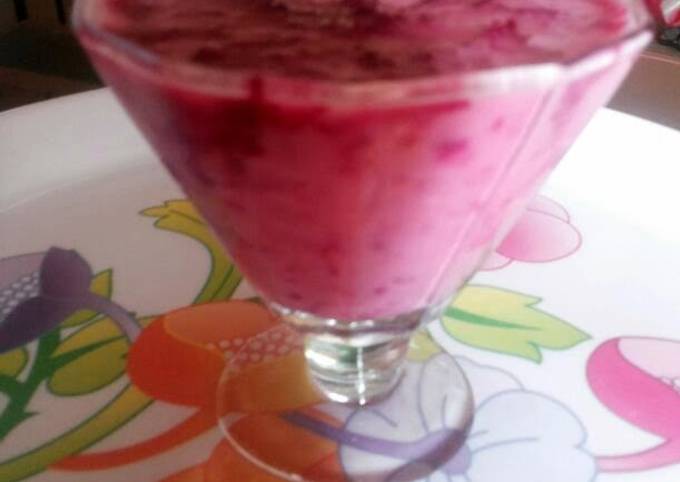 Steps to Make Award-winning beetroot smoothi