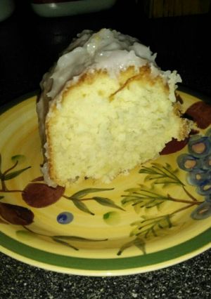 A picture of Coconut bundt cake.