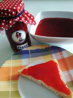 Una foto de Mermelada de fresa en Panificadora