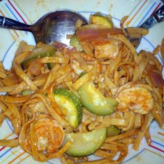 A picture of BUFFALO SHRIMP PASTA.