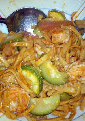 A picture of BUFFALO SHRIMP PASTA.