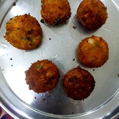 Potato tikki A picture of Potato tikki.