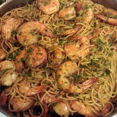 A picture of Garlic shrimp.
