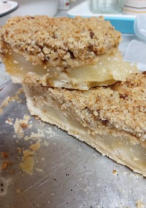 Una foto de Tarta crumble de peras