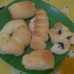 A picture of Roti Isi.