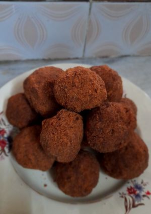 A picture of Instant ladoo.
