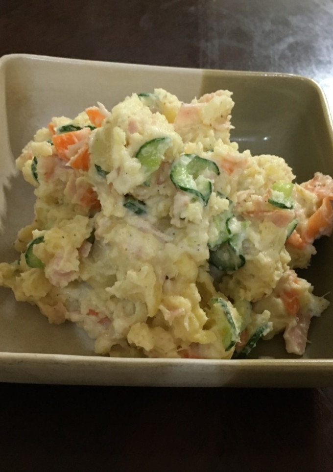Una foto de La ensalada de patatas ～Sabor a mayonesa～