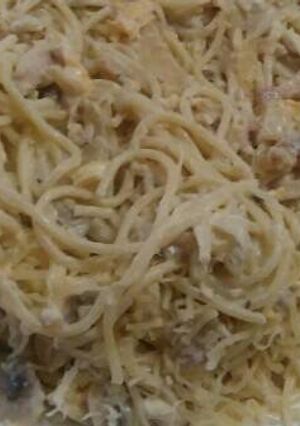 Una foto de Espaguetis carbonara a mi estilo