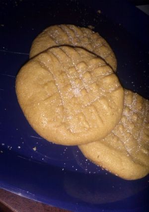 A picture of Easiest Peanut Butter cookies!.