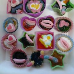 A picture of Ladybirds Toffees , Plain , Decorated , Halloween Style , Hard or Stick Jaw.