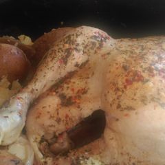 A picture of Mandys whole chicken slow cooker.
