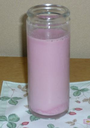A picture of Faux Yogurt Smoothie: Soy Milk and Vegetable Juice.