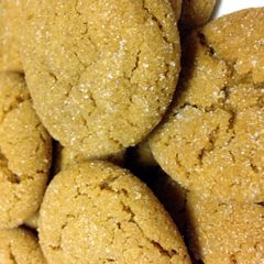 A picture of Spicy Ginger Cookies.