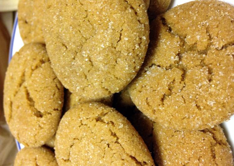 Ridiculously Easy Spicy Ginger Cookies