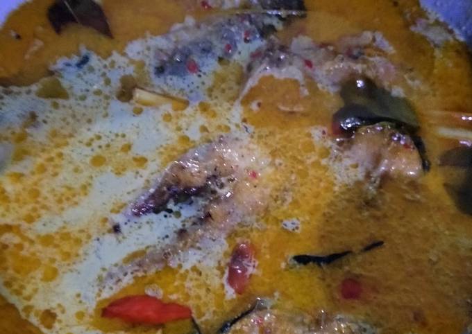 Gulai ikan patin pedas