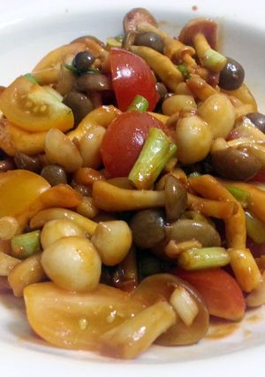 A picture of Mushroom Stir Fry.
