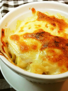 A picture of Gooey, Cheesy Macaroni au Gratin.