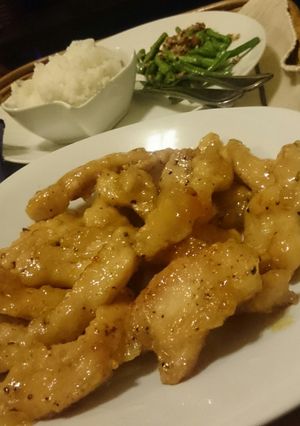 A picture of Orange-lemon chicken tenders.