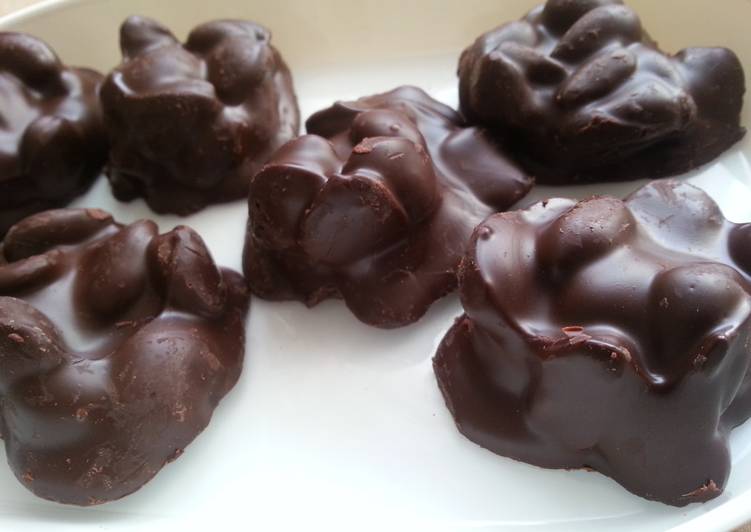 Steps to Prepare Super Quick Homemade Homemade Dark Chocolate Almond &amp; Cranberries