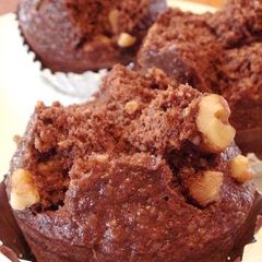 A picture of Oatmeal, Walnuts & Cocoa Steamed Bread.