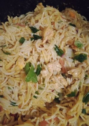 A picture of Szechwan chowmein.