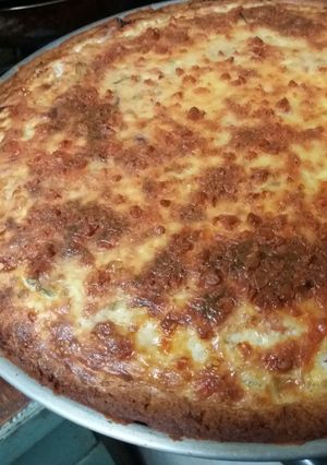 Una foto de Tarta de JyQ y verdeo 🧀☘🍖 tipo "Quichè Lorraine" sin culpa 😁