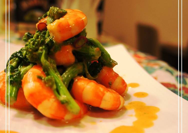 Simple Way to Prepare Perfect 5 Minute Nanohana and Shrimp Sauté with Aurora Sauce