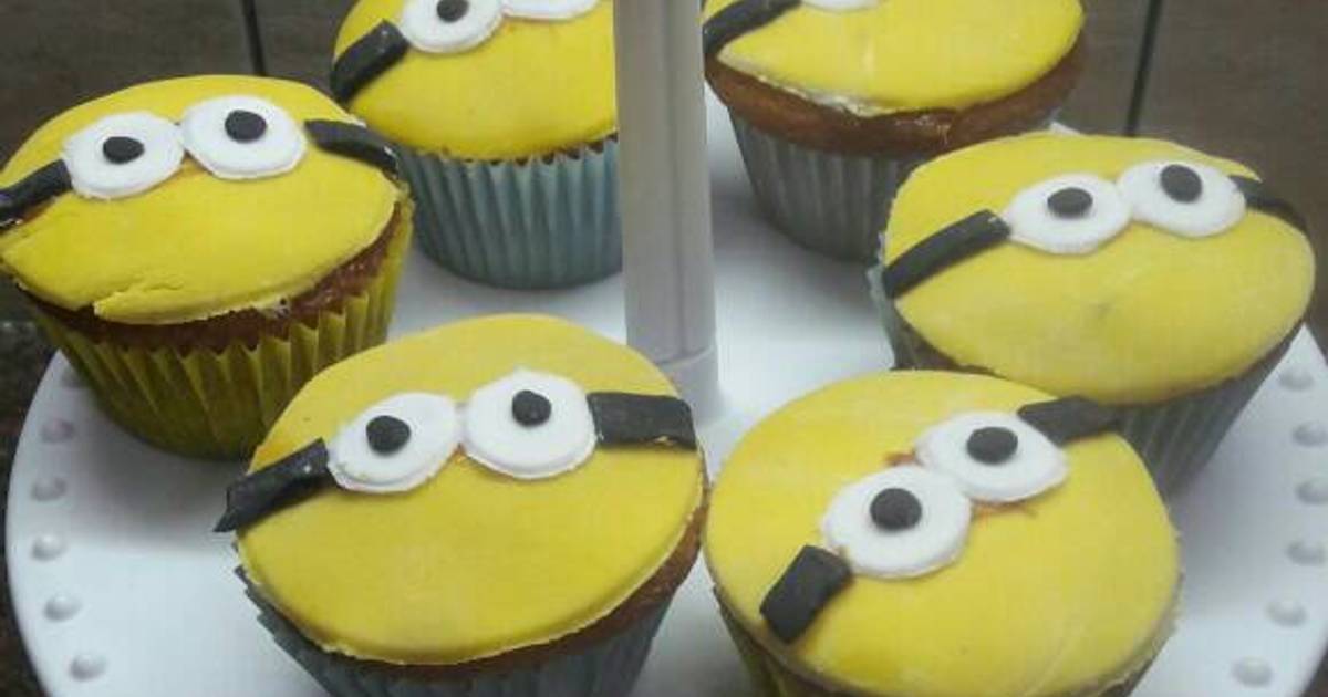 Muffis de Minions Receta de Juliana Ailem - Cookpad