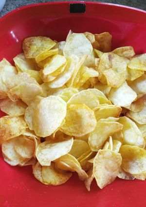 A picture of Potatoe crisps.