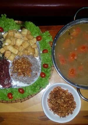 Hình của món Lẩu riêu cua, ốc, bắp bò.