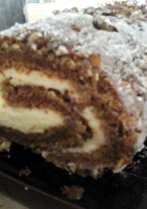 A picture of Easy Pumpkin Roll.