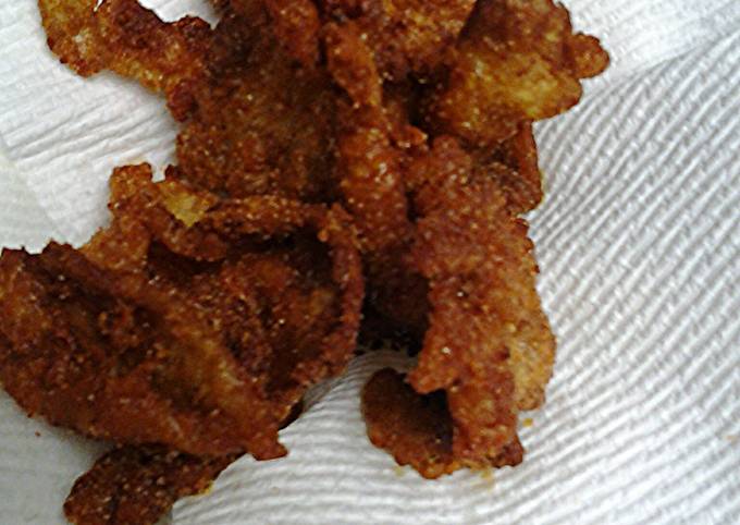 Spicy fried chicken skins
