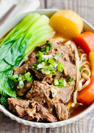 紅燒牛肉麵 （梅花肉） 的食譜成品照片