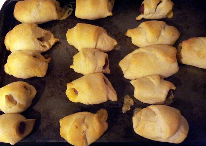 Recipe of Perfect Lee&#39;s Crescent Rolls Bite