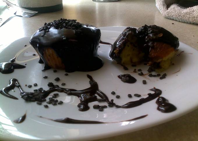 orange muffins with biter chocolate