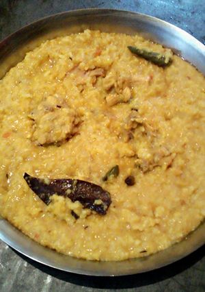 A picture of Khichdi.