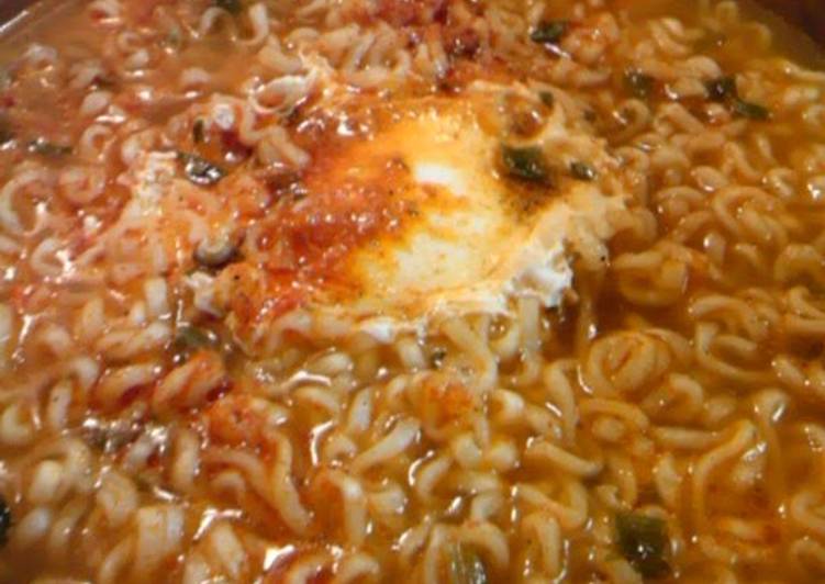 Step-by-Step Guide to Make Any-night-of-the-week Shin Ramen with Poached Egg