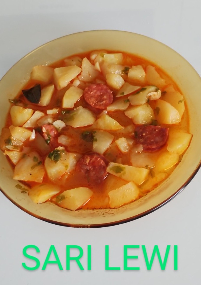 Una foto de Comida caliente día 2>Primero>Patatas con chorizo