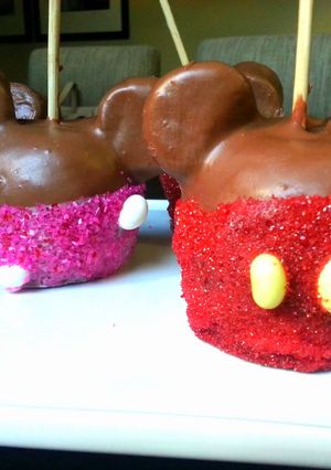 A picture of Mickey mouse dipped apples.