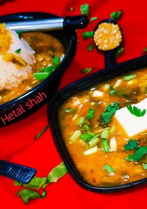 पालक मूंग दाल(palak moong daal recipe in hindi) रेसिपी मुख्य फोटो