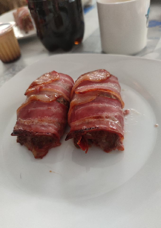 Una foto de Rollos de carne