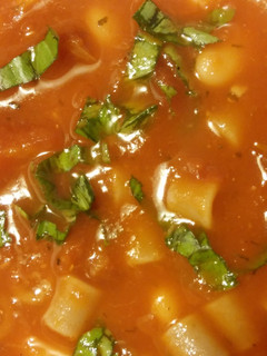A picture of Homemade tomato & white bean soup.