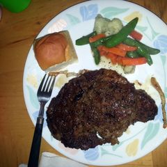 A picture of Devine Broiled Steak.