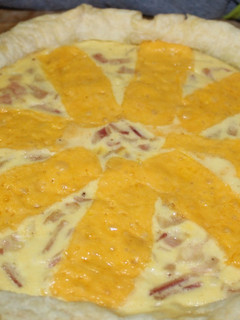 Una foto de Quiche de queso Cheddar Kerrigold