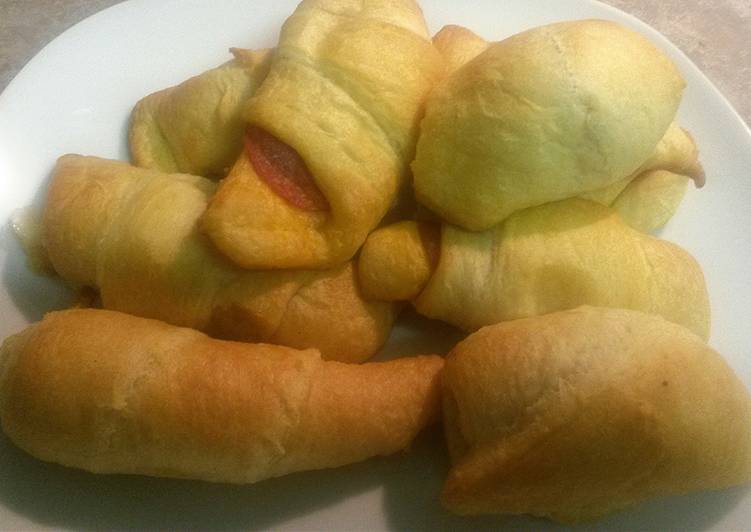 Steps to Prepare Homemade Pepperoni Rolls