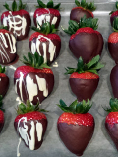 A picture of Chocolate covered strawberries.