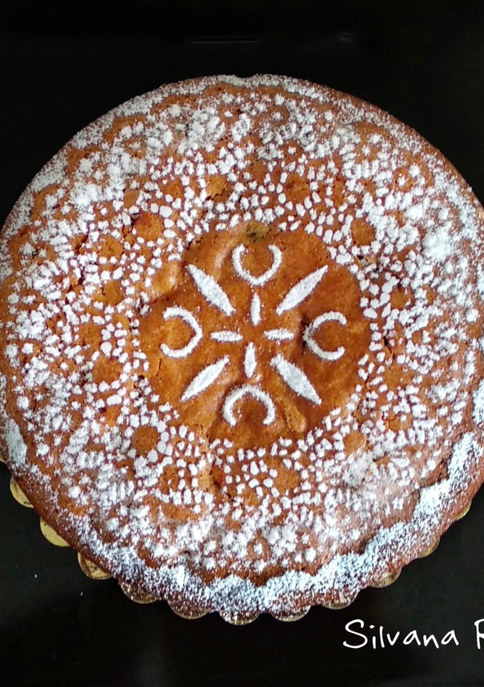 Una foto de 127.🎂Bizcocho de ron con uvas pasas moscatel y vainilla🥃🍇