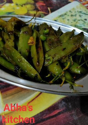 A picture of Whole peas.