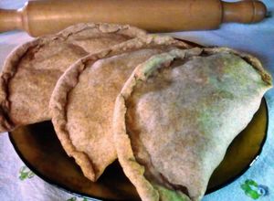 Una foto de Súper-empanadas de verdura y queso crema azul 💙🧀🥟